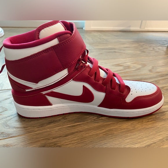 Air Jordan 1 HI FLYEASE size 12